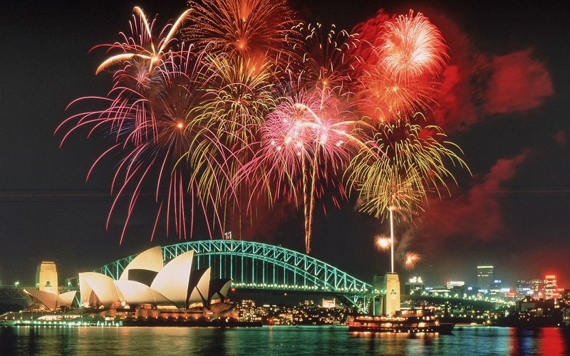 Vòng quanh thế giới với những phong tục đón năm mới độc đáo